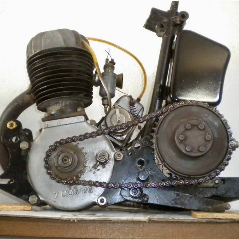Ensemble moteur + boîte de vitesses – Moto ancienne