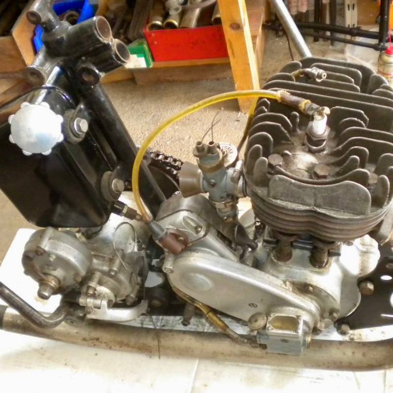 Ensemble moteur + boîte de vitesses – Moto ancienne